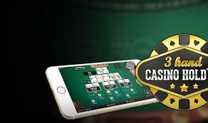 Filipino player reviewing lol646 withdrawal options on a smartphone screen